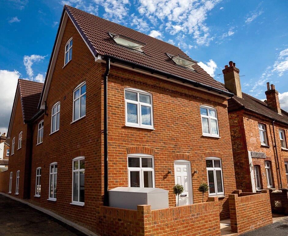 Main image of property: Falcon Road, Guildford, Surrey, GU1