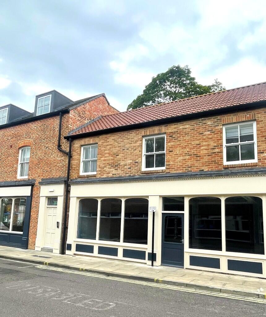 Main image of property: Apt 5, 2 Thistle Green, Stockton-On-Tees, Durham, TS18