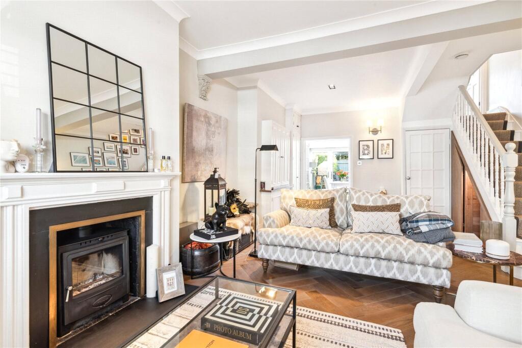 Main image of property: Eleanor Grove, Barnes, London, SW13