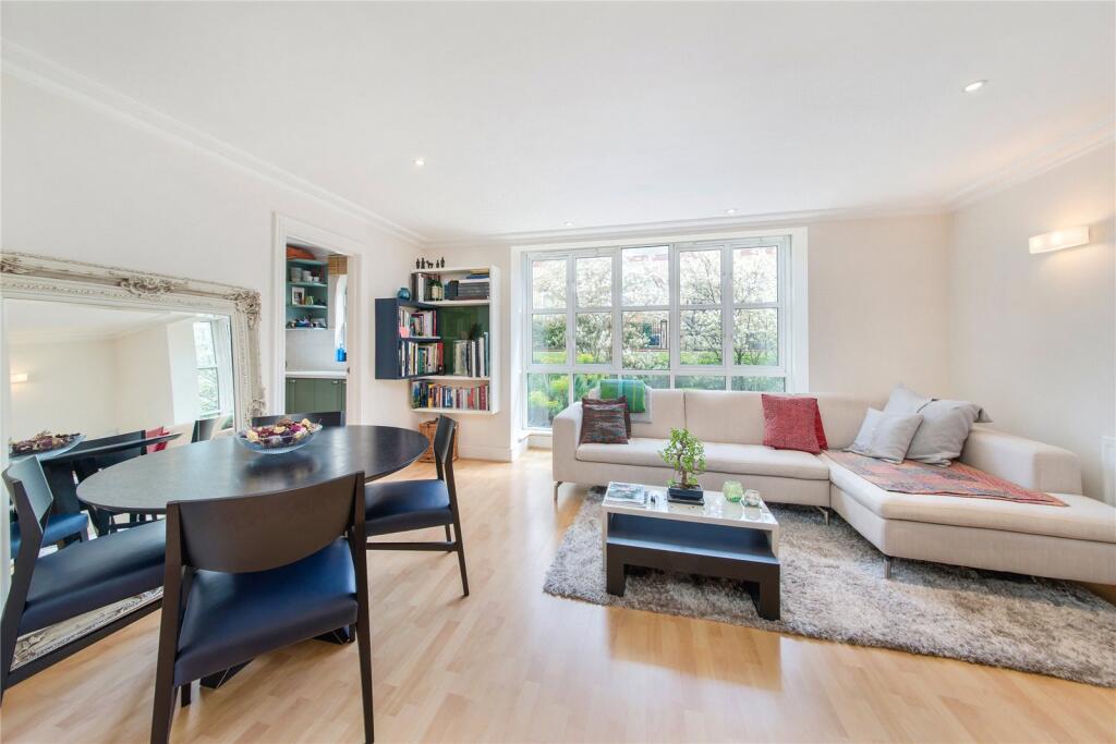 Main image of property: Oriel Drive, London, SW13