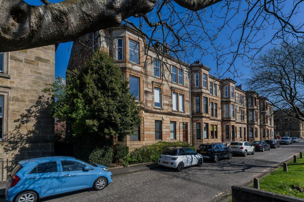 21 Gibson Street Flat 3-2 G12 8NU Glasgow 