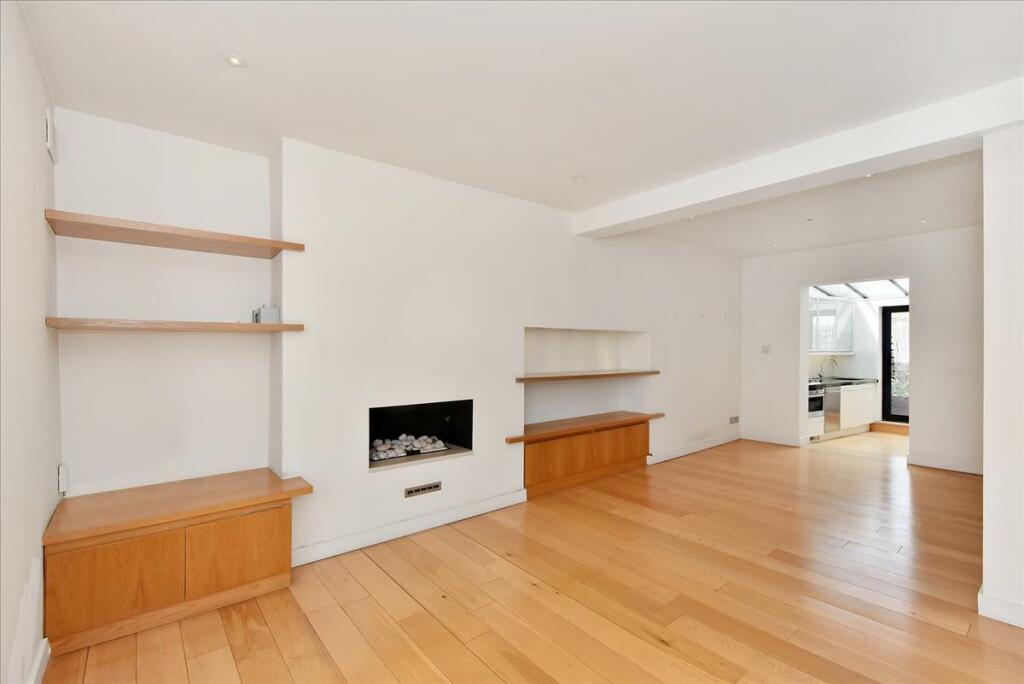 2 bedroom flat for rent in Old Brompton Road, South Kensington , London, Royal Borough of Kensington and Chelsea, SW7