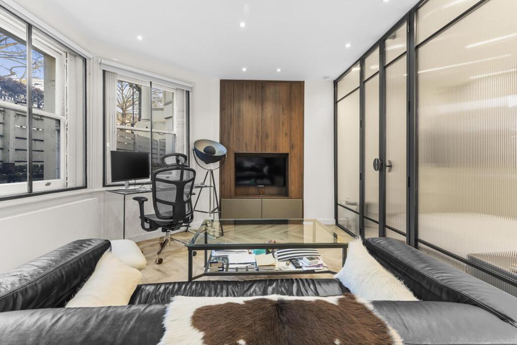 Main image of property: Holland Park Avenue, London, W11