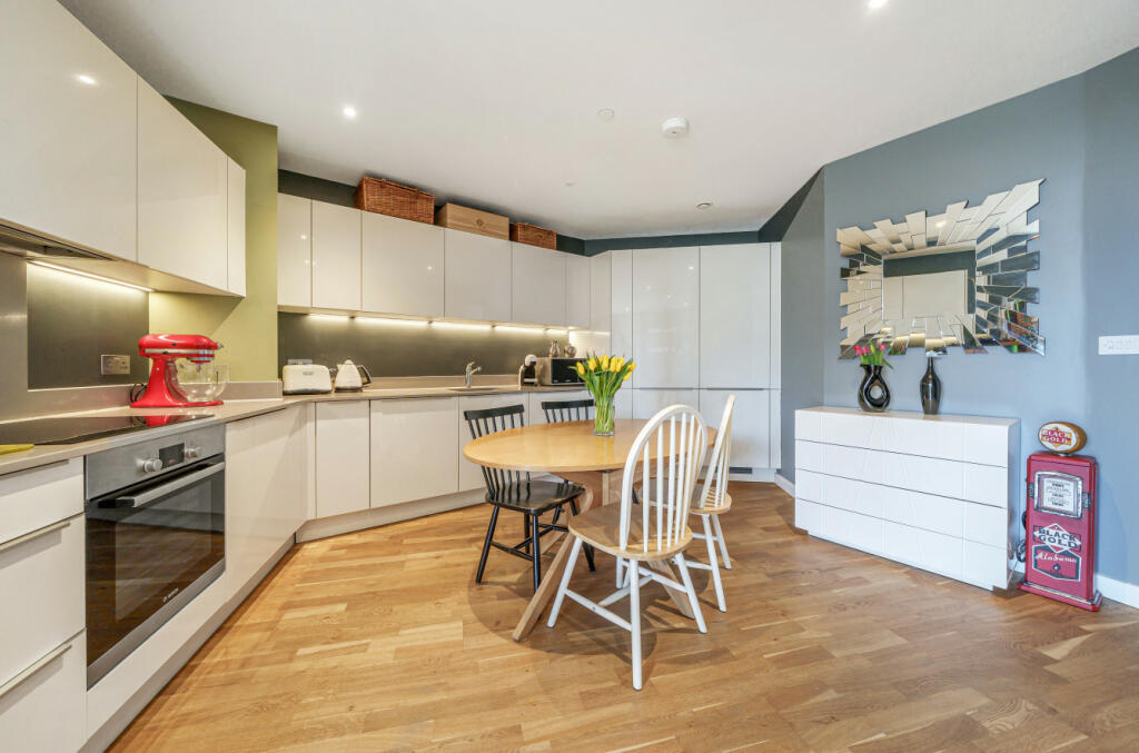 Additional property image - St. Marks Square, Bromley, BR2