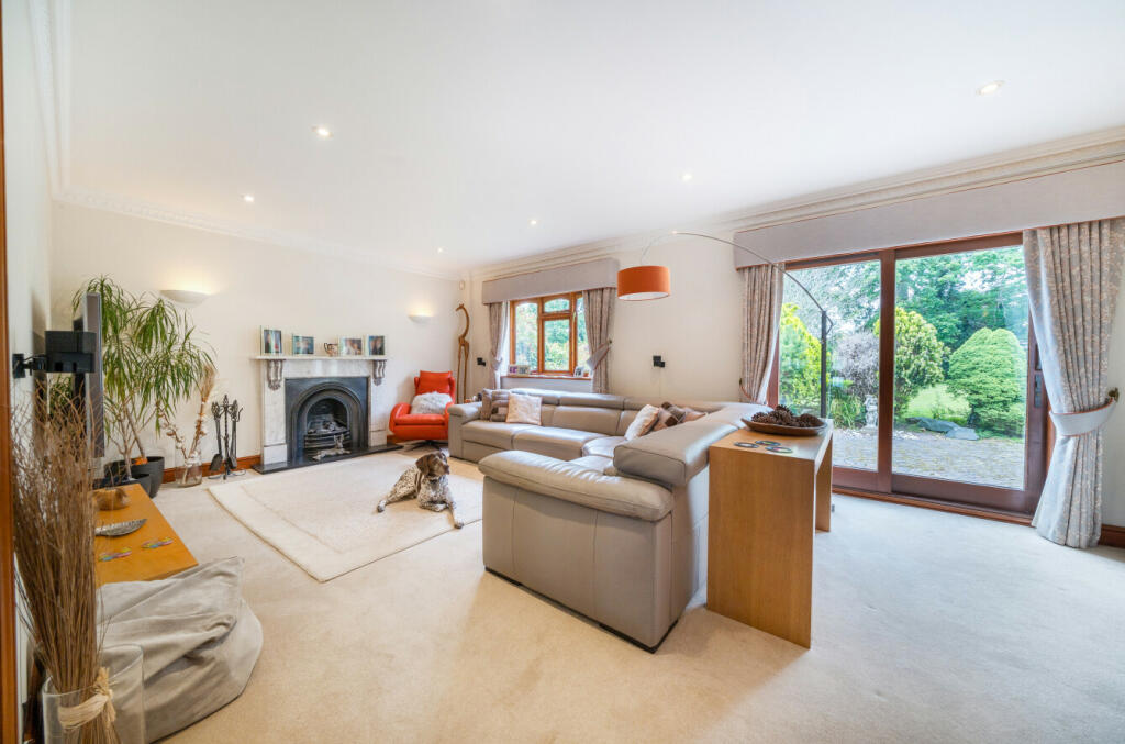 Additional property image - Fairway Gardens, Beckenham, BR3