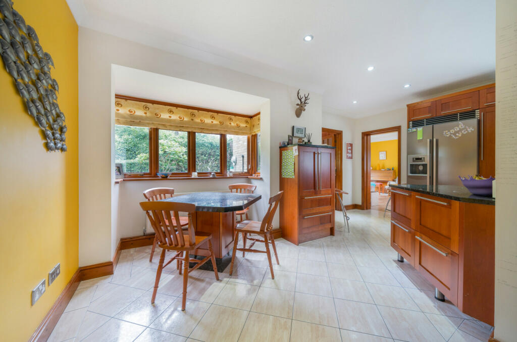 Additional property image - Fairway Gardens, Beckenham, BR3