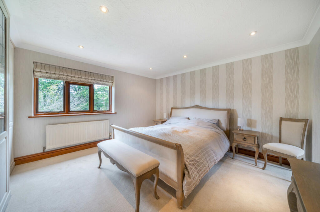 Additional property image - Fairway Gardens, Beckenham, BR3
