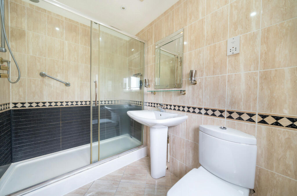 Additional property image - Fairway Gardens, Beckenham, BR3