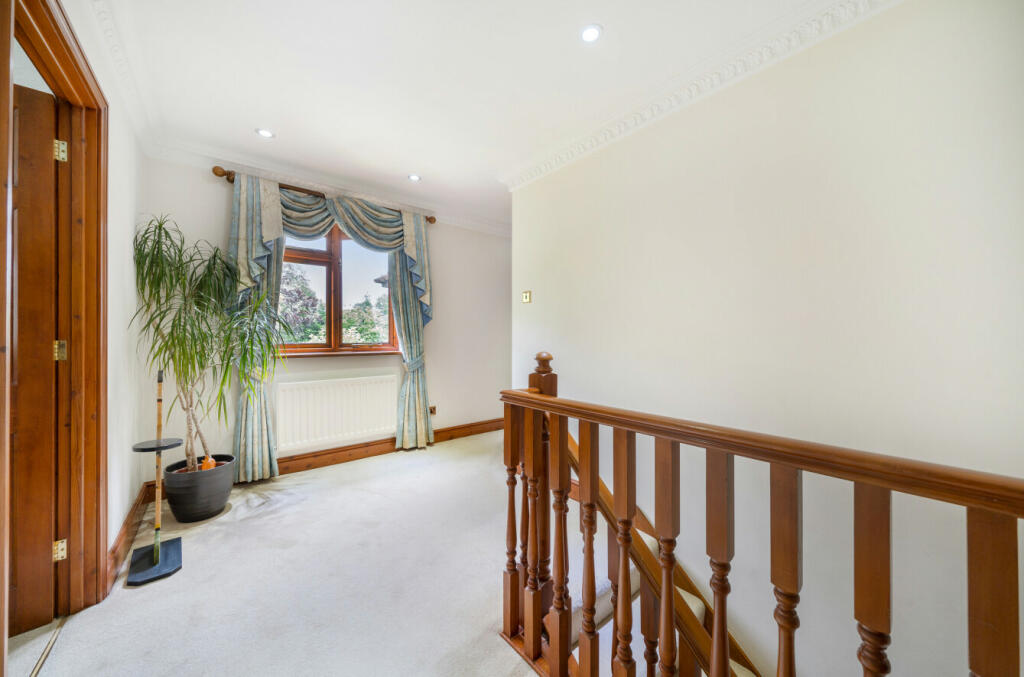 Additional property image - Fairway Gardens, Beckenham, BR3