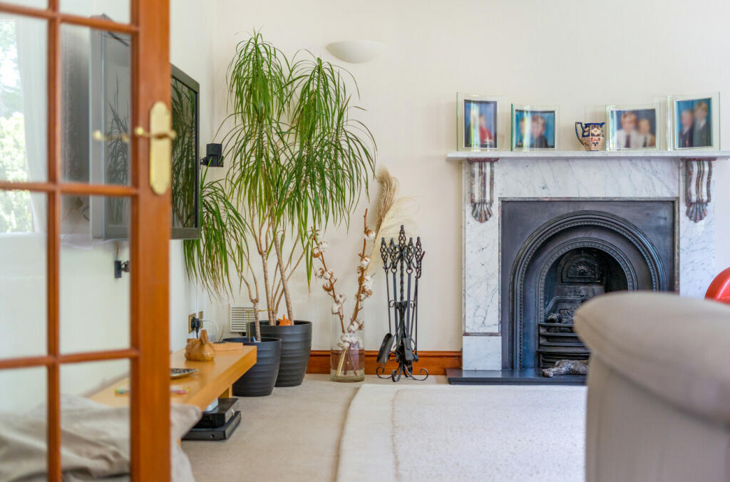 Additional property image - Fairway Gardens, Beckenham, BR3