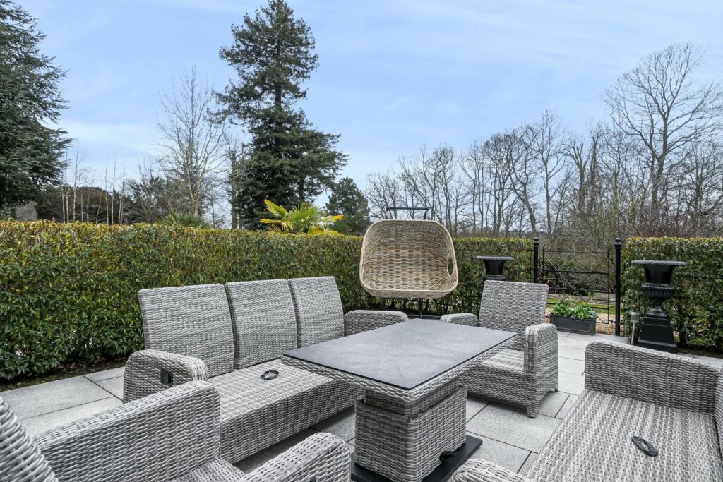 Additional property image - Willoughby Lane, Bromley, BR1
