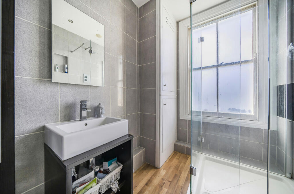 Additional property image - Park Road, Bromley, BR1