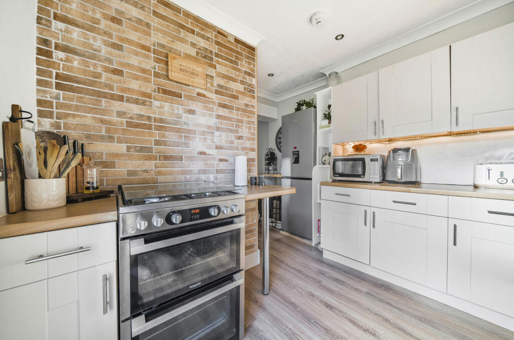 Additional property image - Park Road, Bromley, BR1