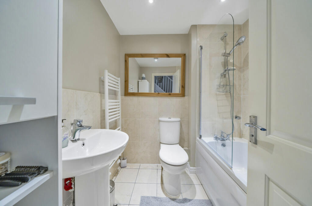Additional property image - Lorimer Row, Bromley, BR2