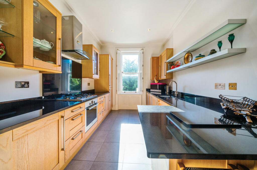 Additional property image - South Hill Road, Bromley, BR2