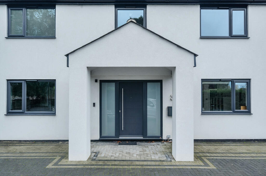 Additional property image - Southborough Road, Bromley, BR1