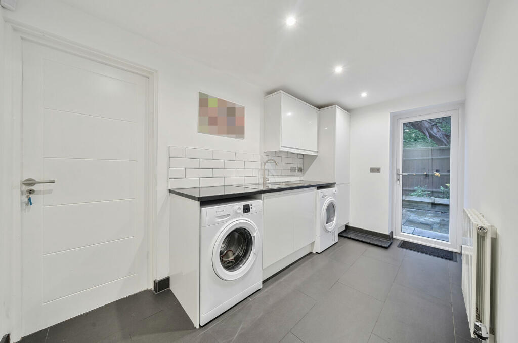 Additional property image - Southborough Road, Bromley, BR1