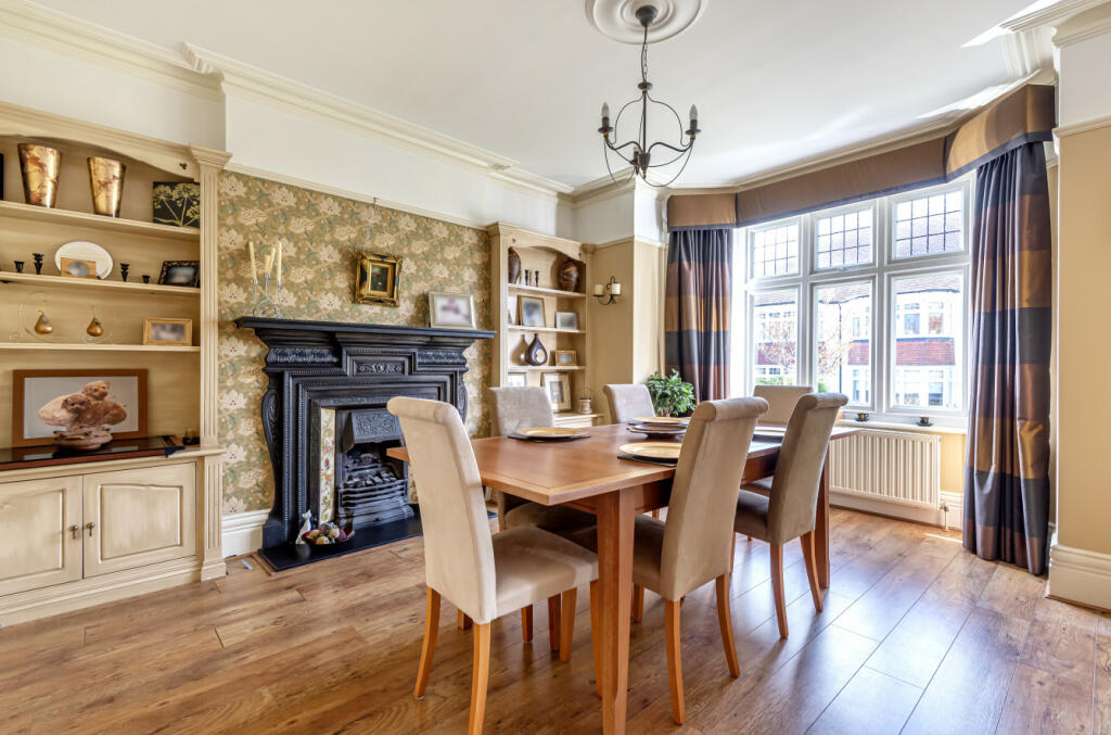 Additional property image - Cromwell Avenue, Bromley, BR2