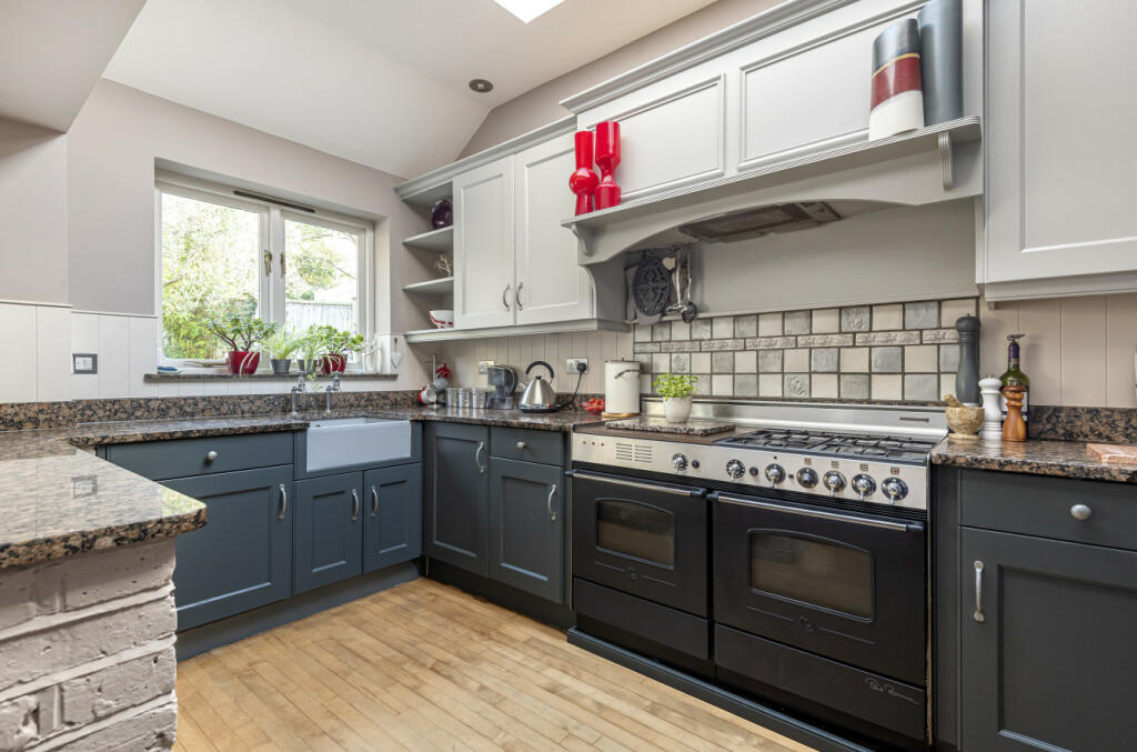 Additional property image - Cromwell Avenue, Bromley, BR2