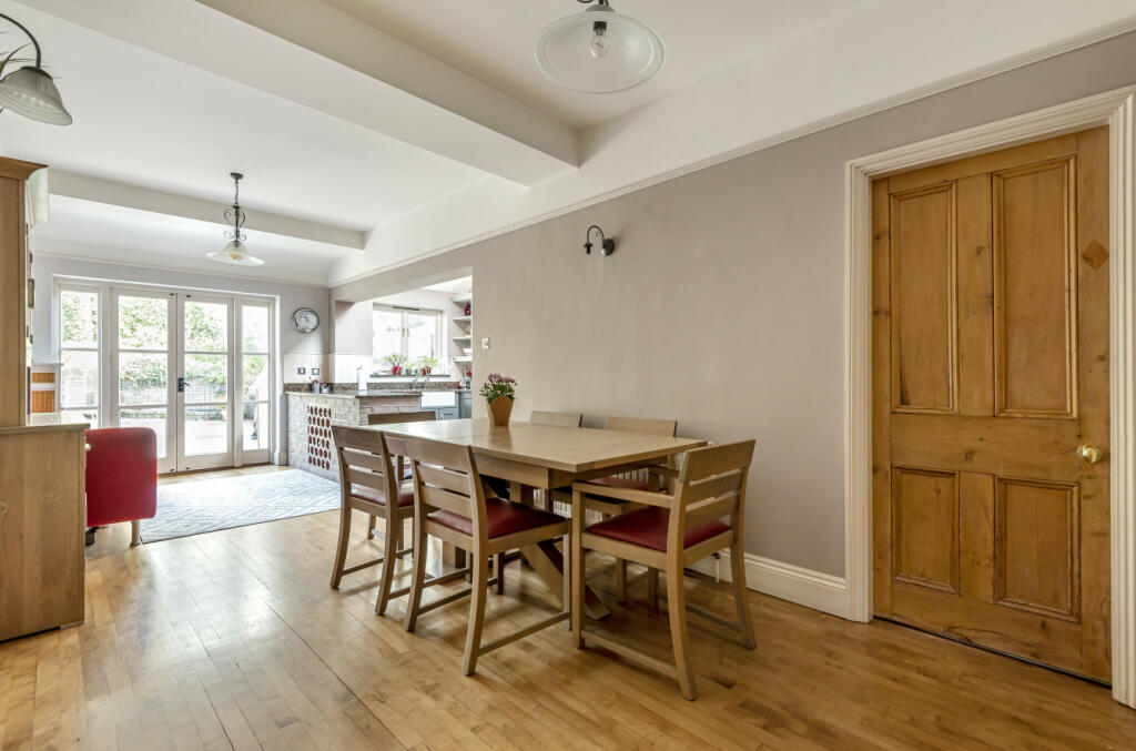 Additional property image - Cromwell Avenue, Bromley, BR2