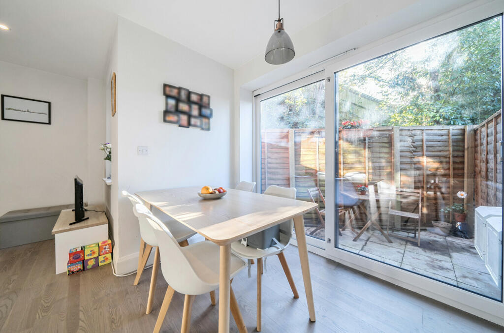 Additional property image - Beckenham Lane, Bromley, BR2