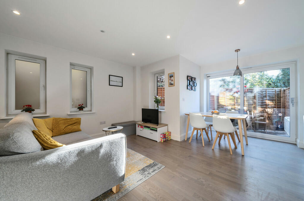Additional property image - Beckenham Lane, Bromley, BR2