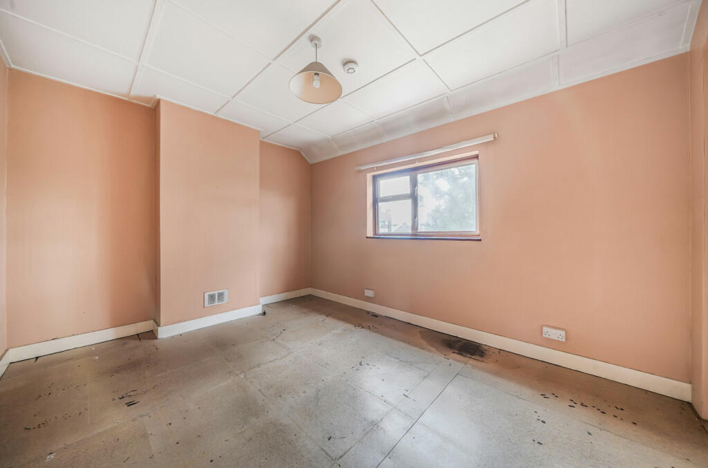 Additional property image - Minster Road, Bromley, BR1