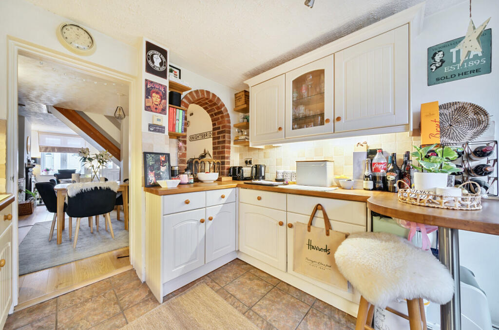 Additional property image - Henry Street, Bromley, BR1