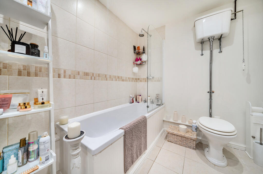 Additional property image - Henry Street, Bromley, BR1
