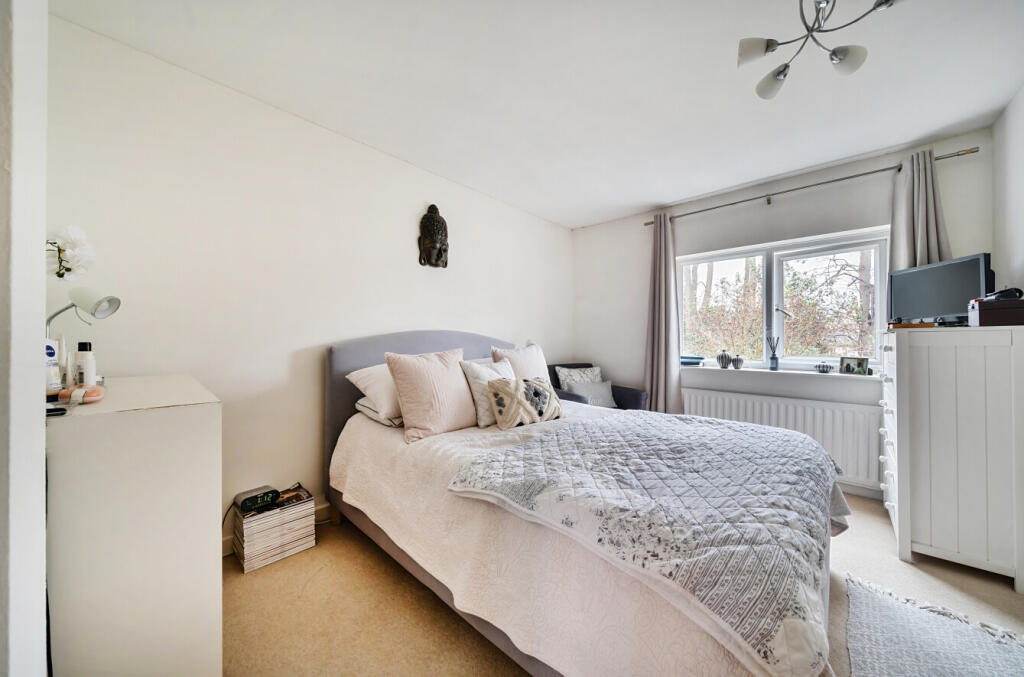 Additional property image - Henry Street, Bromley, BR1
