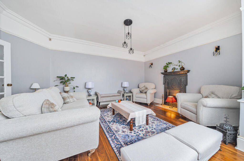 Additional property image - Lake Avenue, Bromley, Kent, BR1