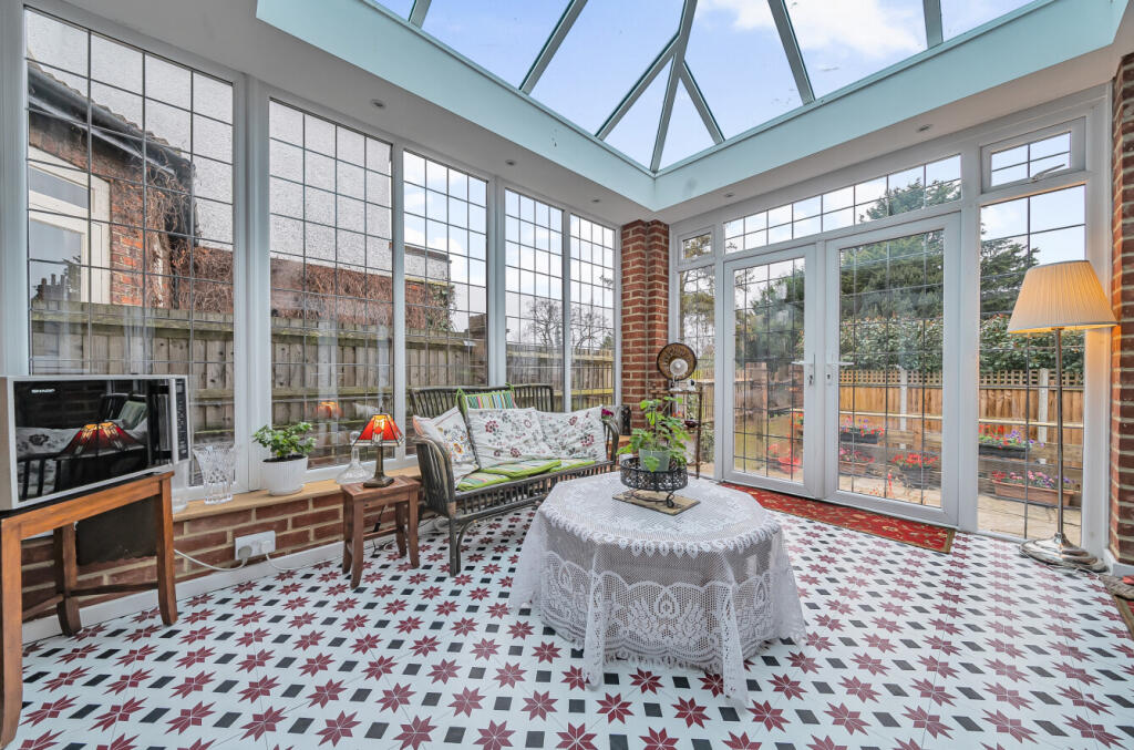 Additional property image - Lake Avenue, Bromley, Kent, BR1