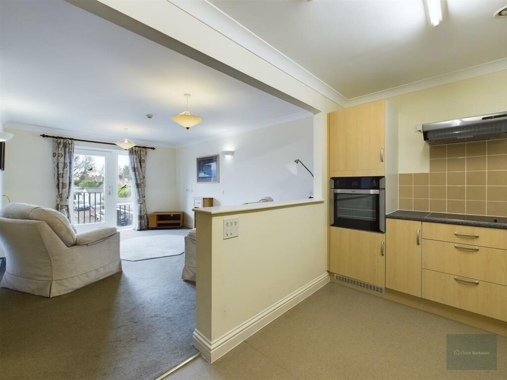 2 bedroom retirement property for sale in Florence Court, Rutland