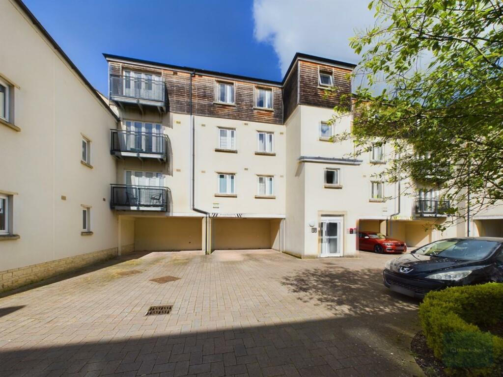 Additional property image - Grist Court, Bradford-On-Avon