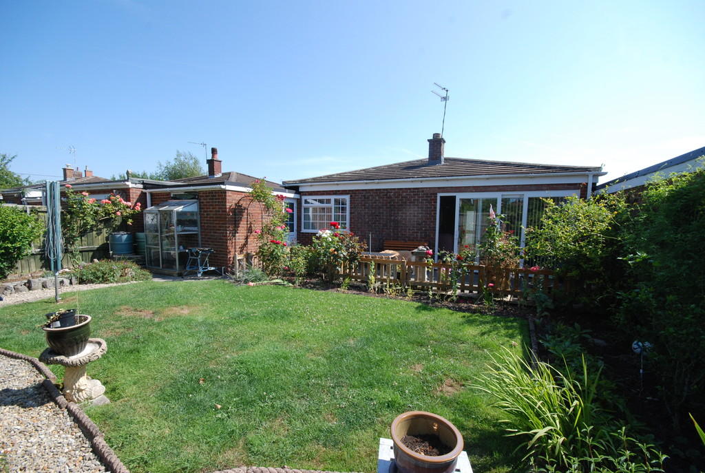 3 bedroom detached bungalow for sale in Churchlands, North Bradley