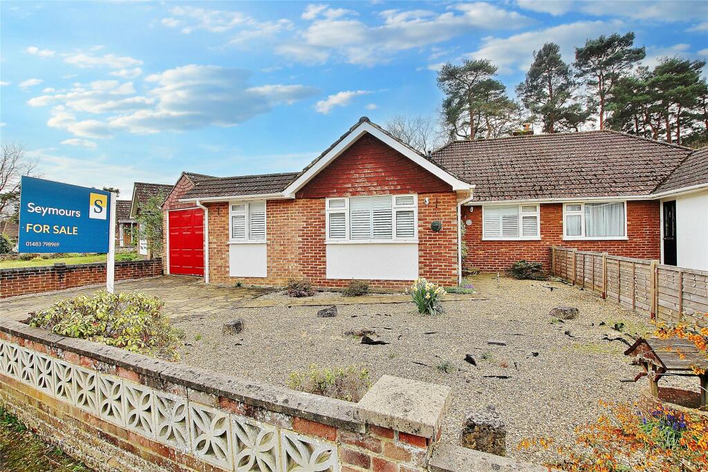 2 bedroom bungalow for sale in Connaught Crescent, Brookwood, Woking