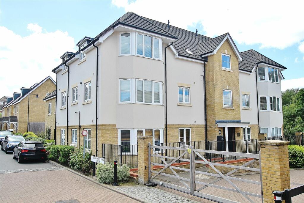 2 bedroom flat for sale in Abbey House, 1 Hereford Close, Woking