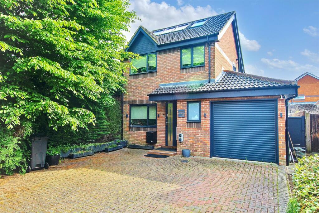 Main image of property: Bloomfield Close, Knaphill, Woking, Surrey, GU21