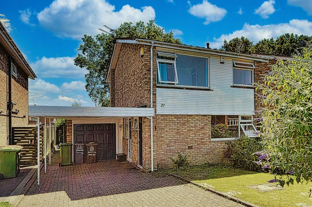 3 bedroom detached house for sale in Ravenswood Drive South, Solihull, B91