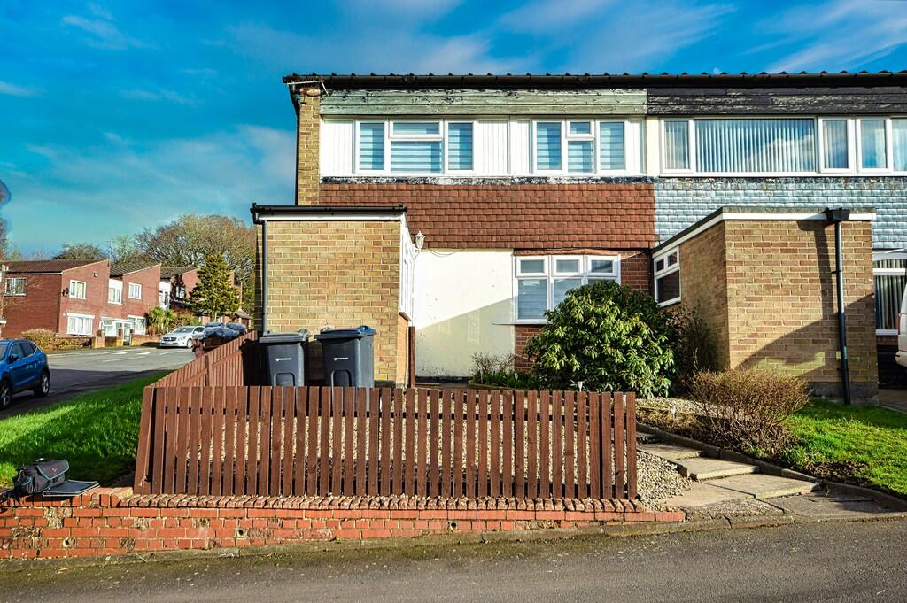 3 bedroom end of terrace house for sale in Manningford Road, Druids