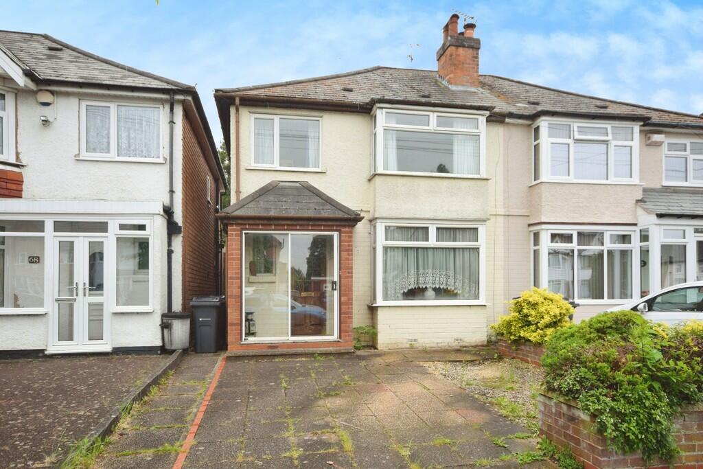 3 bedroom semidetached house for sale in Baldwins Lane, Hall Green, B28