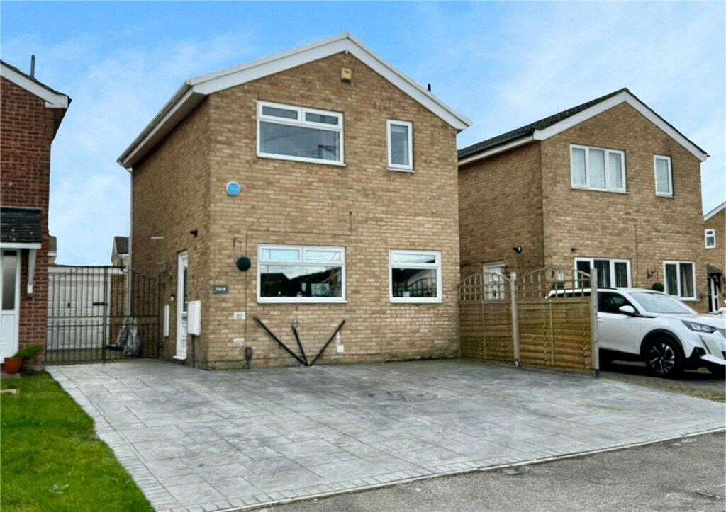 3 bedroom detached house for sale in Coulson Close, Yarm, TS15