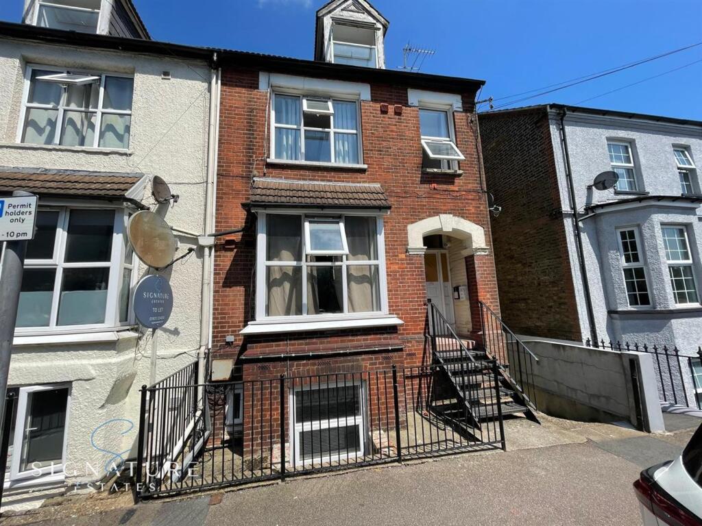 Main image of property: Flat 12, Hamilton House47-49 Derby RoadWatford