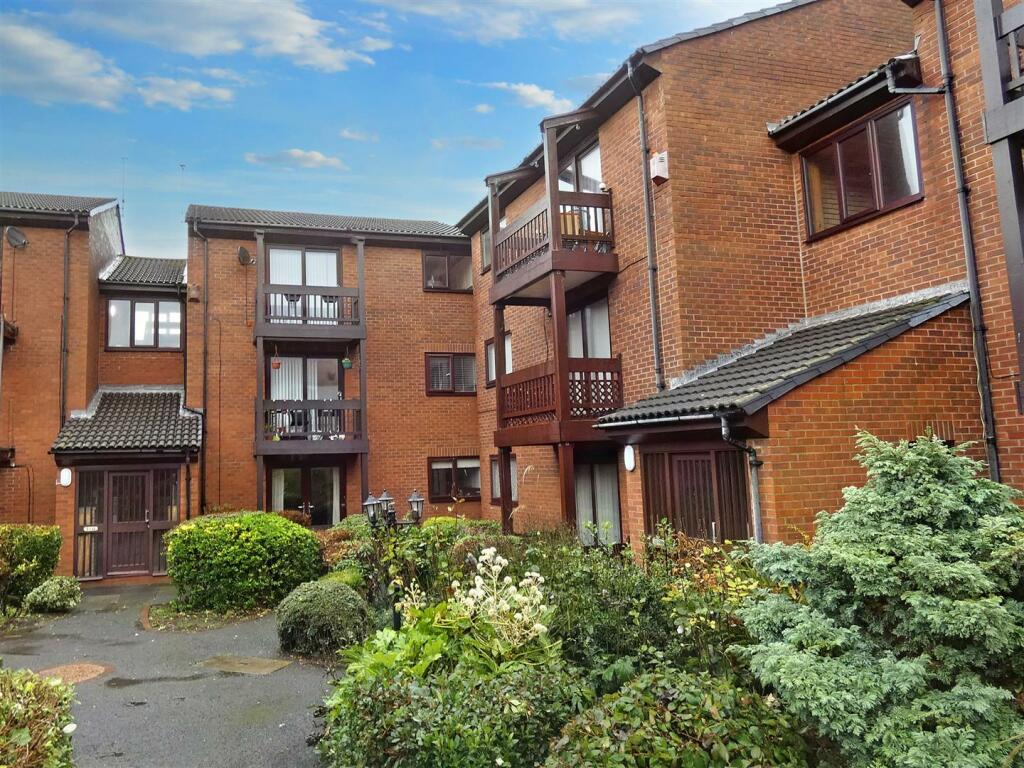 2 bedroom apartment for sale in Southleigh, Whitley Bay, NE26