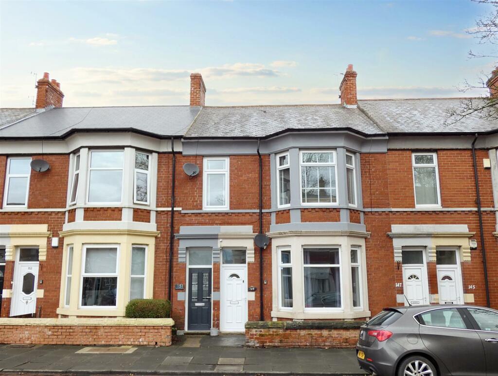2 bedroom apartment for sale in Queen Alexandra Road, North Shields, NE29