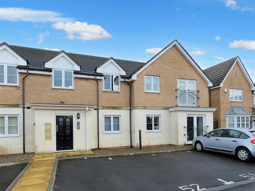 2 bedroom apartment for sale in Briar Vale, West Monkseaton, NE25