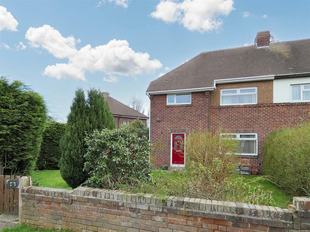 4 bedroom semi-detached house for sale in Harle Road, Backworth, NE27