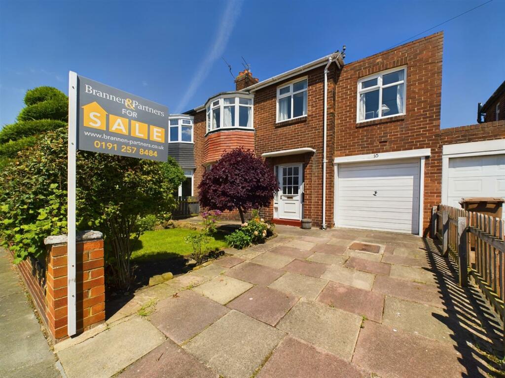 4 bedroom semidetached house for sale in Westward Green, Whitley Bay, NE25