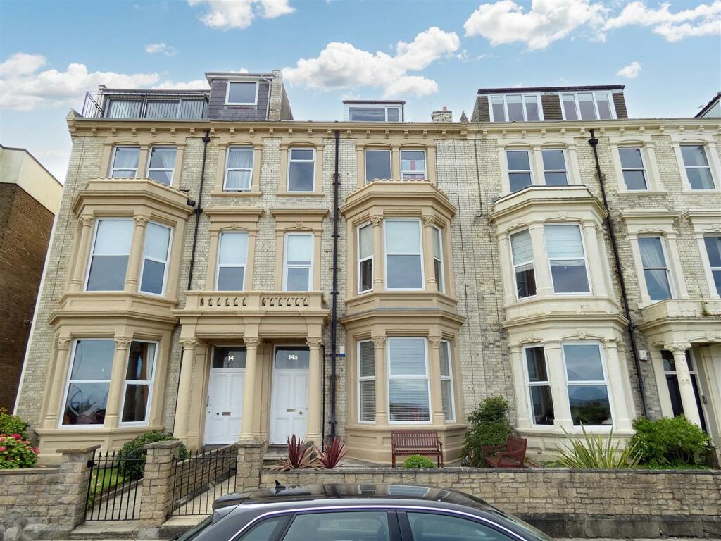 3 bedroom apartment for sale in Percy Gardens, Tynemouth, NE30