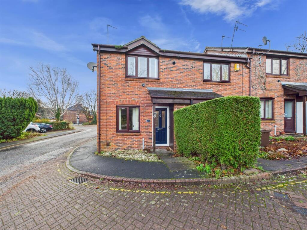 Main image of property: Hunters Place, Newcastle Upon Tyne